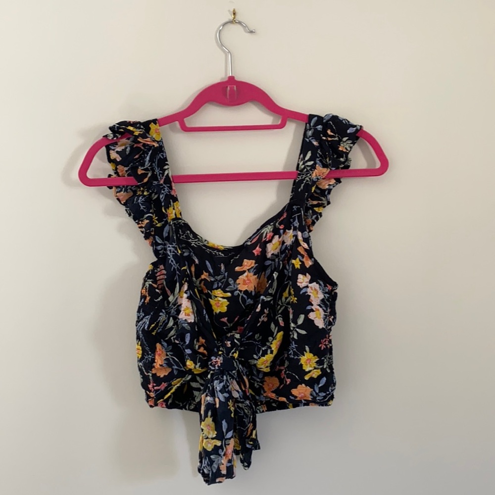 Tie Front Crop Top